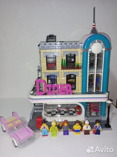 Lego creator 10260 Downtown Dinner