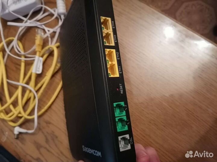 Универсальный роутер Sagemcom fst 3804