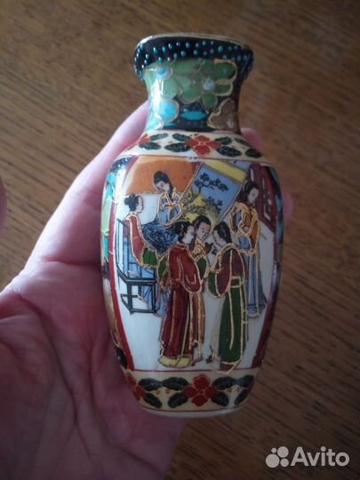 Декоративная китайская вазочка