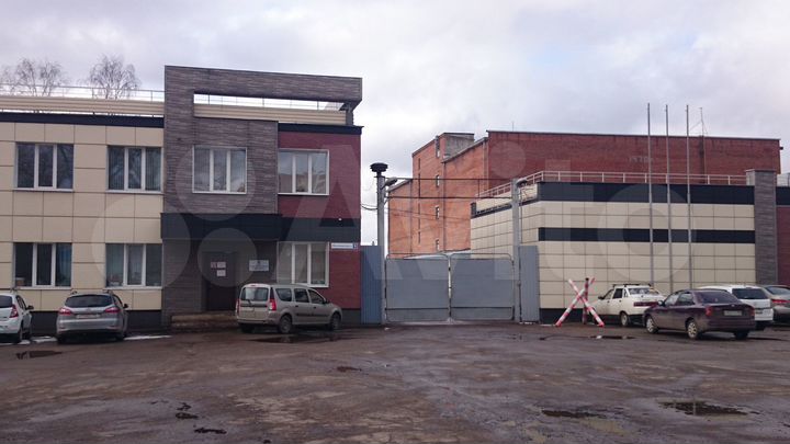 Свободного назначения, 12300 м²