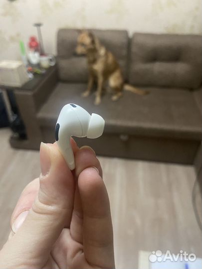 Airpods pro 1 наушник правый