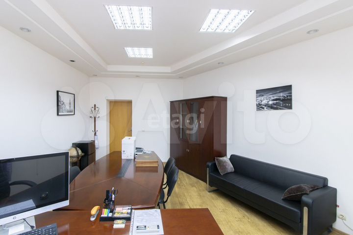 Сдам офисное помещение, 145.9 м²
