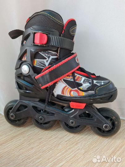 Роликовые коньки reaction