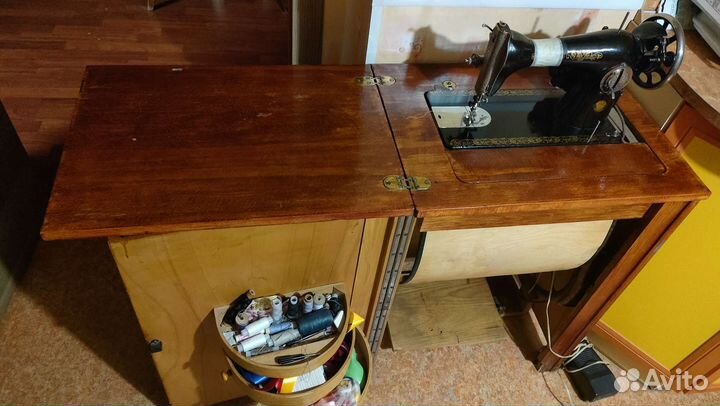 Швейная машинка