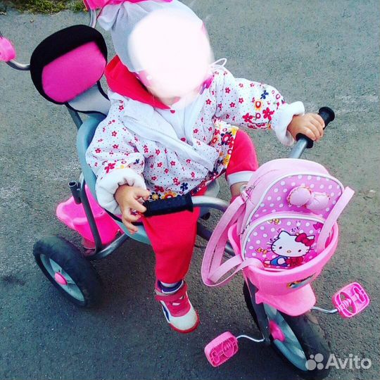 Трехколесный велосипед