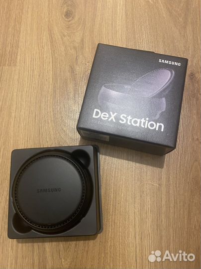 Док станция Samsung Dex