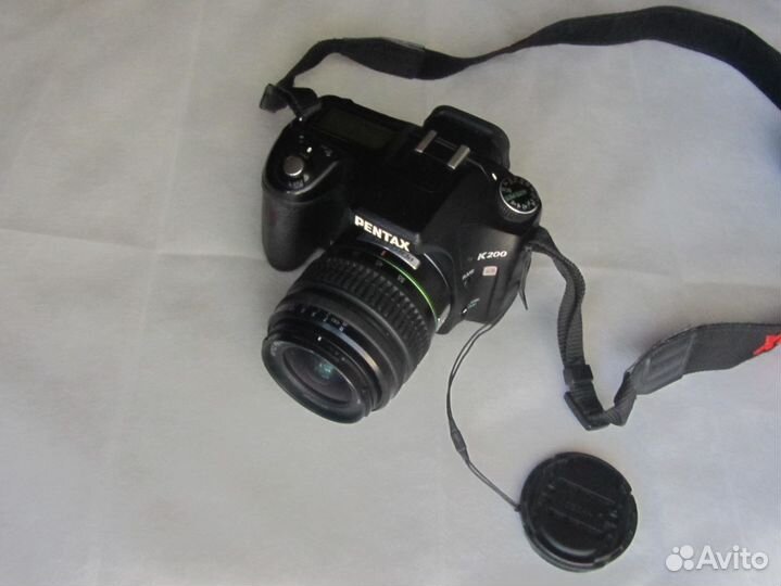 Зеркальный фотоаппарат Pentax K200D,объектив,сумка