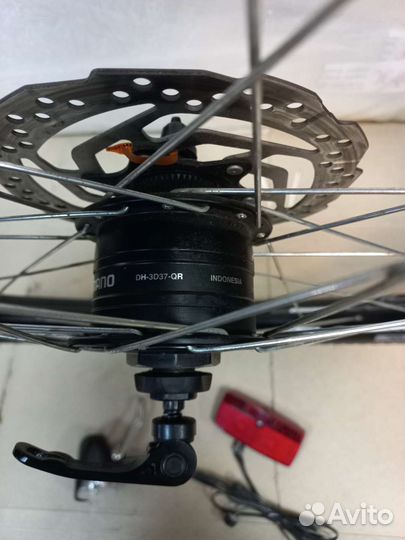 Колесо с динамовтулкой