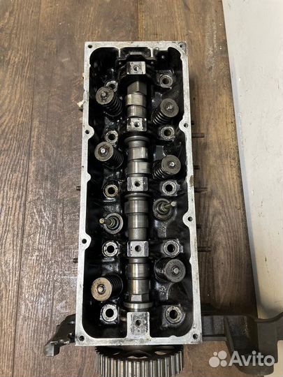 Головка блока цилиндров Renault Logan K7J 2008