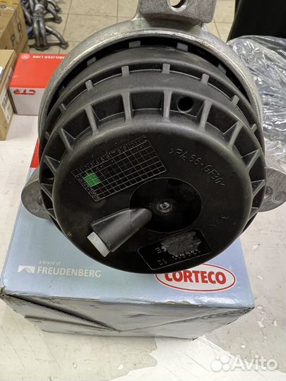 Опора двигателя левая BMW 5 f10/f11 2.0-2.5d