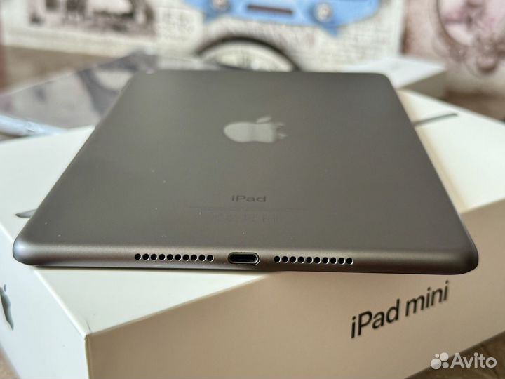Планшет iPad mini 5 64gb