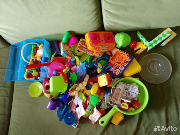 Развивающие игрушки пакетом