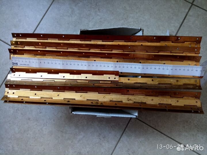 Петля рояльная для шкафов