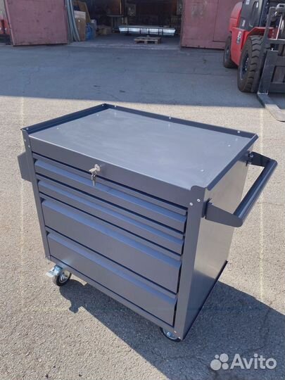 Тележка инструментальная