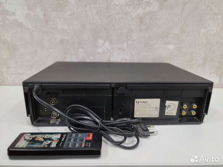 Видеомагнитофон видеоплеер Funai приставка VHS