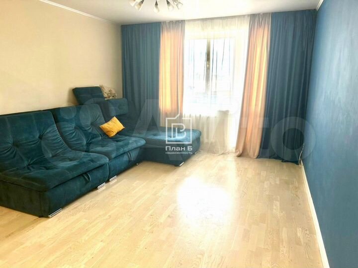 3-к. квартира, 90 м², 10/10 эт.