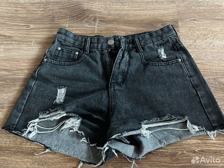 Шорты женские