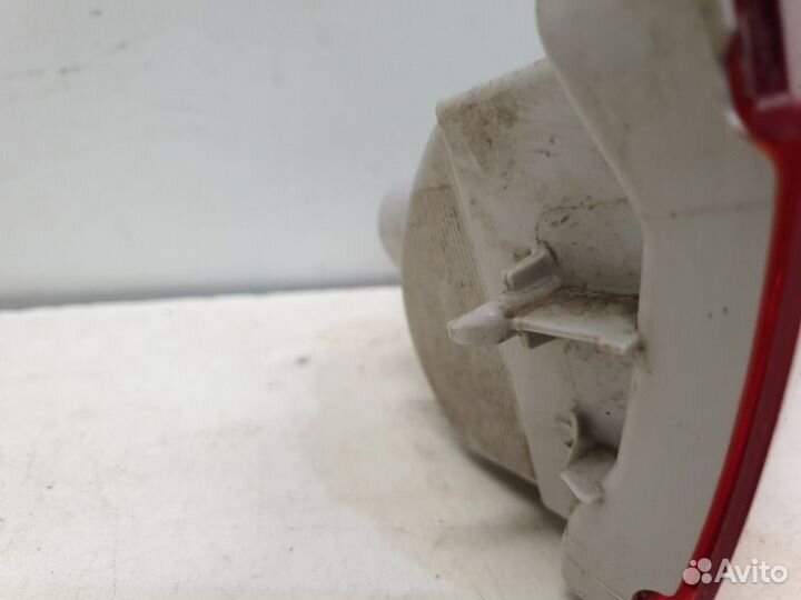 Фонарь противотуманный задний правый Toyota Land