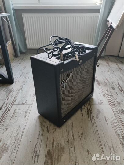 Комбоусилитель marshall fender mustang II v 2