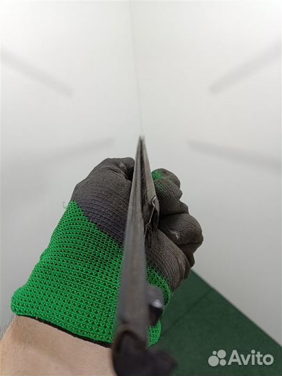 Накладка стекла двери задняя левая Kia Sportage