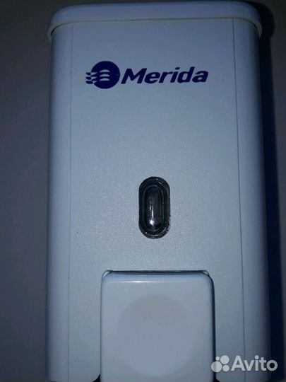 Дозатор для жидкого мыла/ шампуня