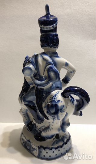 Штоф Гусар на коне. Гжель