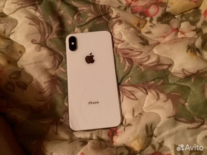 iPhone X, 64 ГБ