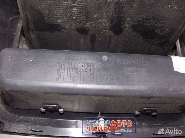 Центральная консоль панели Renault Logan 2 2014