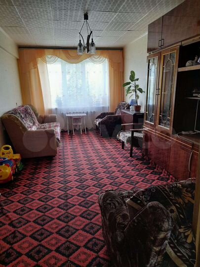3-к. квартира, 64 м², 1/2 эт.