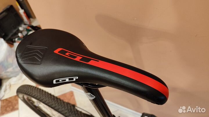 Велосипед горный GT Avalanche 4.0 размер L