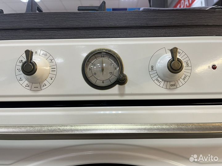 Духовой шкаф Gorenje BO6735CLI