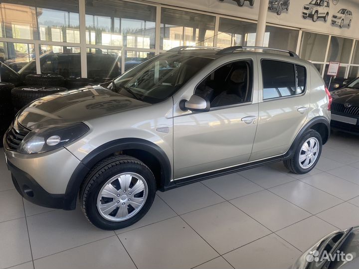 Renault Sandero Stepway 1.6 МТ, 2013, 113 400 км