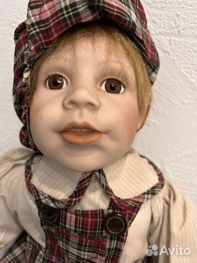 Кукла фарфоровая большая