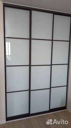 Шкаф распашной на заказ