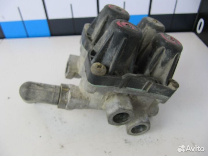 Кран четырех-контурный Volvo FM13 FH13