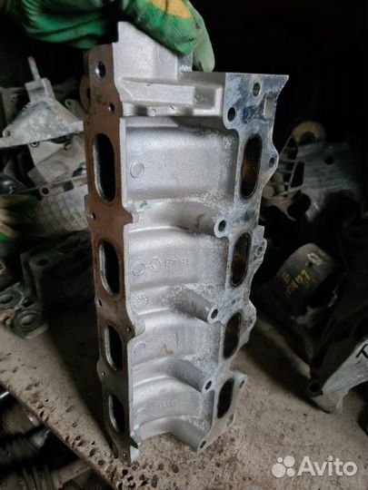 Коллектор впускной Renault Duster 2012