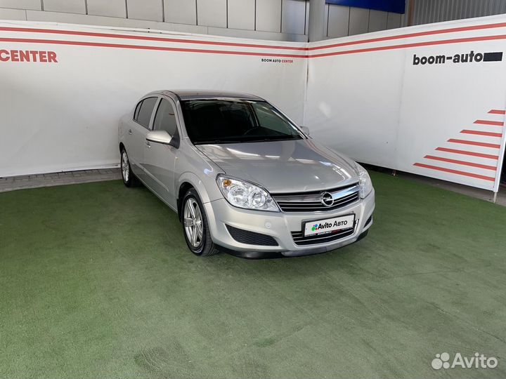 Opel Astra 1.8 AT, 2008, 240 700 км