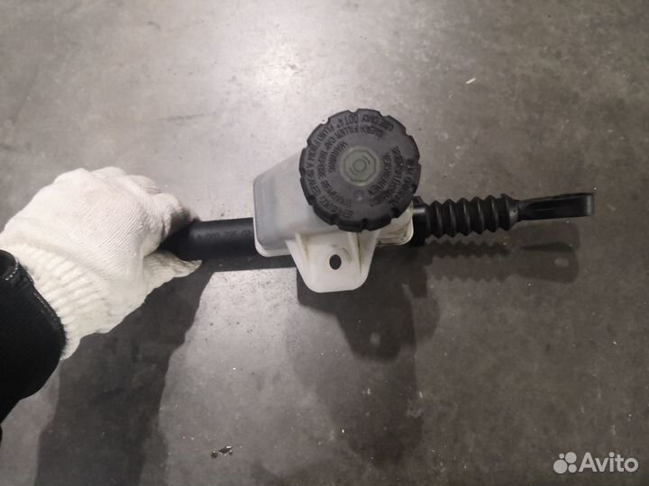 Главный цилиндр сцепления kamaz 5490/мв + бачок