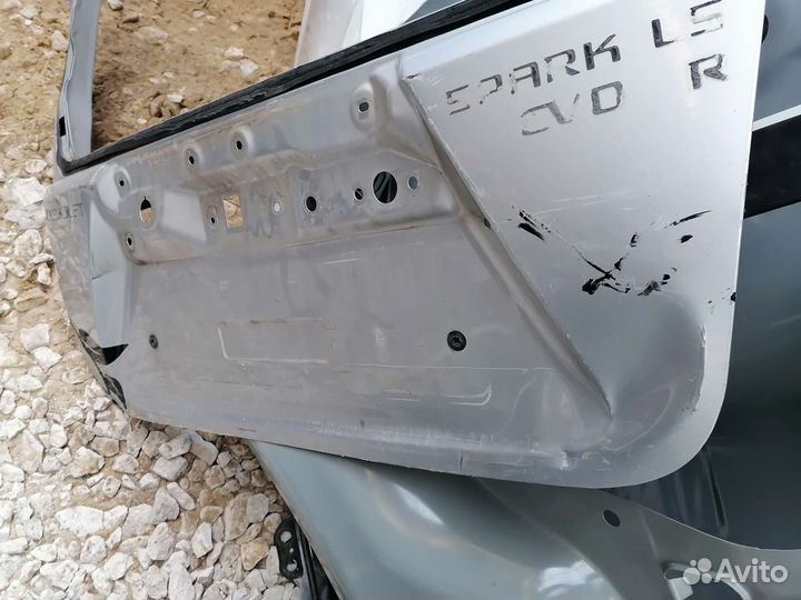 Крышка багажника Равон Р2/ Спарк М300 Шевролет