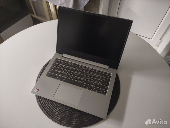 Lenovo 330s-14ast