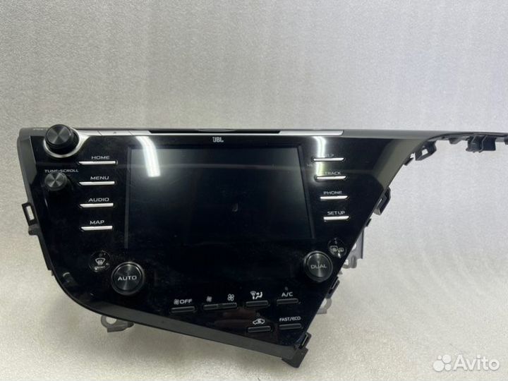 Магнитола Toyota Camry V70 2018-2021