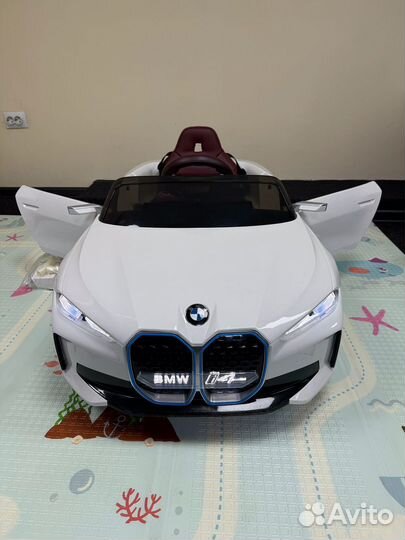 Электромобиль новый BMW i4