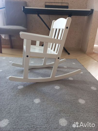 Кресло качалка Икеа Сундвик