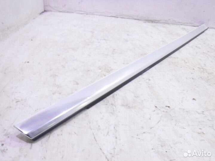 Молдинг стекла двери задней левой