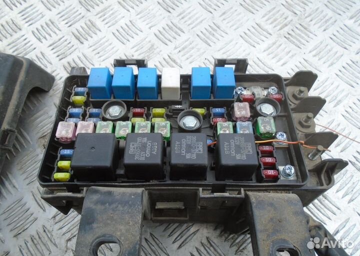 Блок предохранителей моторный хендай соната NF