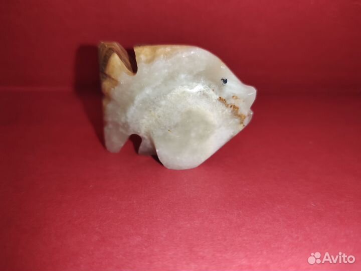 Фигурка из оникс рыбка. Турция