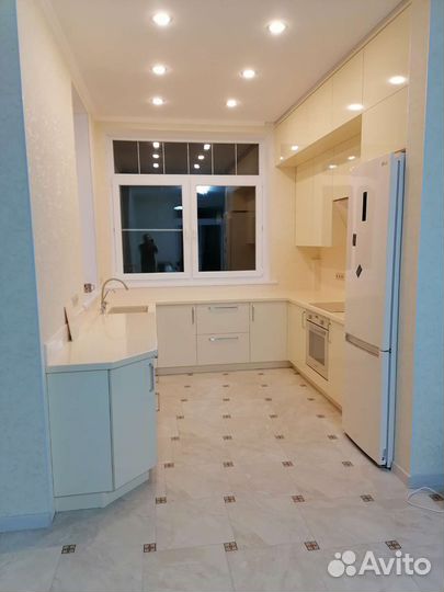 Ученик помощник мастеру по сборке мебели