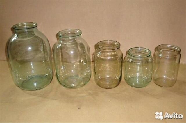 Банки с крышками