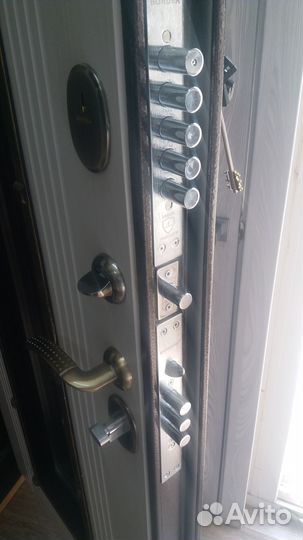 Дверь входная