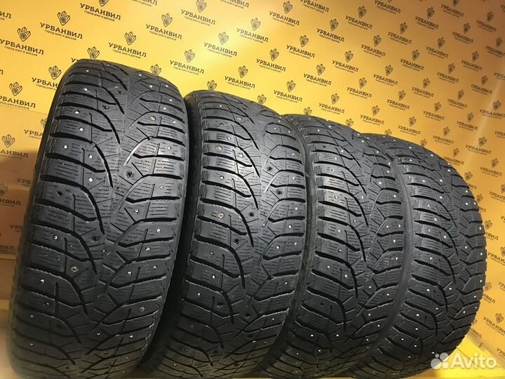 Bridgestone Blizzak Spike-02 SUV 235/55 R18 104T